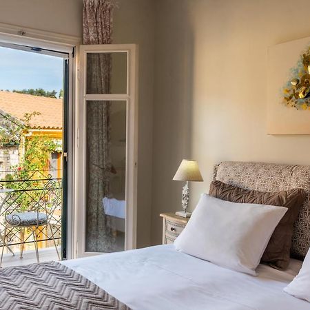 Maisonette Elena Longos  Экстерьер фото