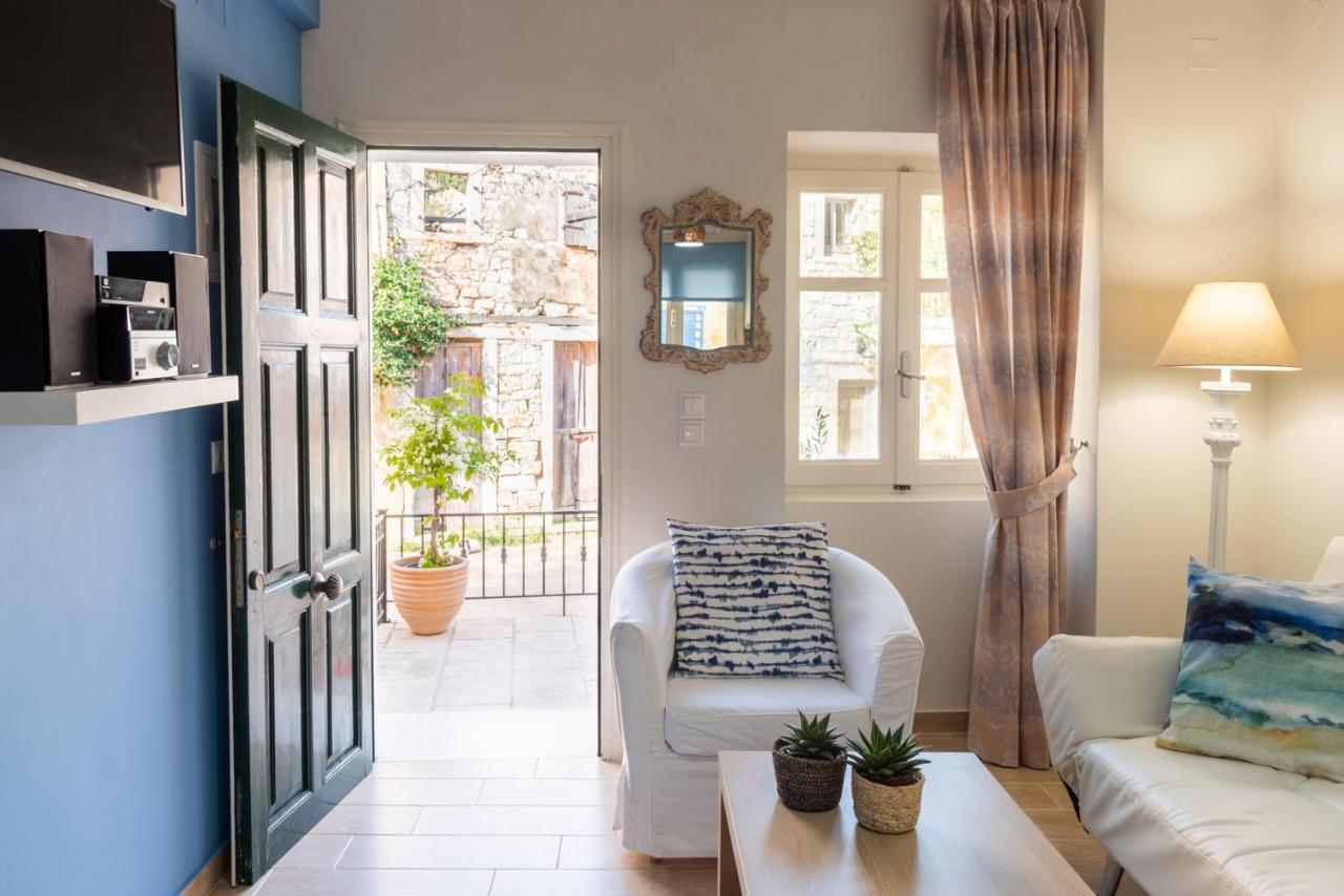 Maisonette Elena Longos  Экстерьер фото