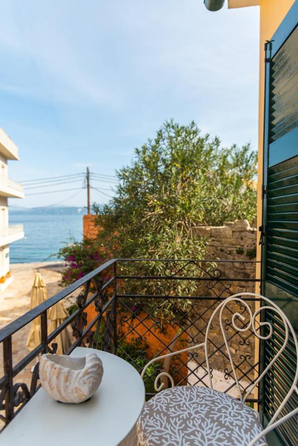 Maisonette Elena Longos  Экстерьер фото